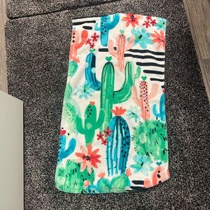Betsey Johnson Hand Towels